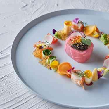 パラッツォ ドゥカーレ 麻布 彩り鮮やかな食材や盛り付けで、目で見てもワクワクするようなお料理を