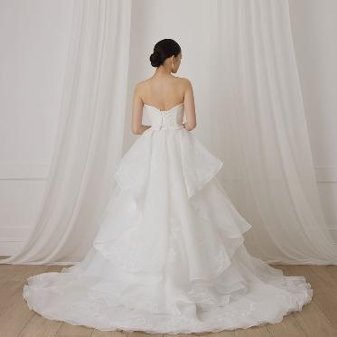 パラッツォ ドゥカーレ 麻布 専属ドレスショップ【PRIMACARA】