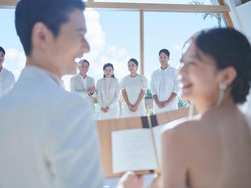 ザ・ギノザ・リゾート 美らの教会/アールイズ・ウエディング 挙式会場