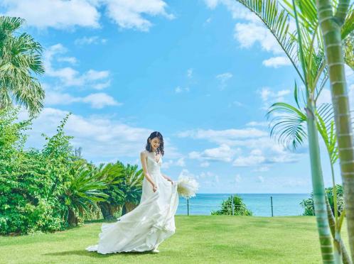 ザ・ギノザ・リゾート 美らの教会/アールイズ・ウエディング 披露宴会場