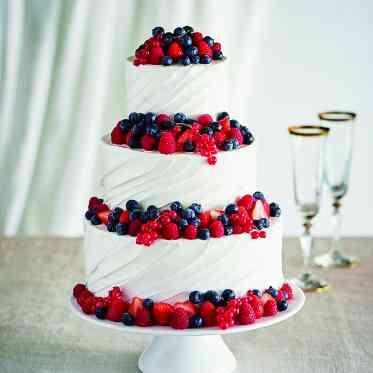 ザ・ギノザ・リゾート 美らの教会/アールイズ・ウエディング ウエディングケーキ
「フレッシュベリー」