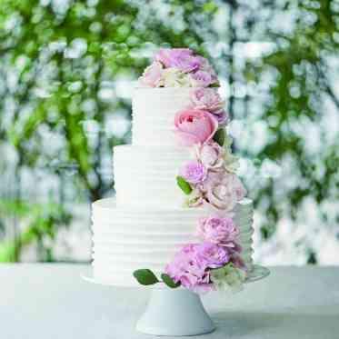 ザ・ギノザ・リゾート 美らの教会/アールイズ・ウエディング ウエディングケーキ
「エレガントフラワー」