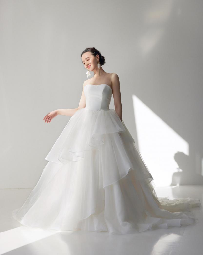 ザ・ギノザ・リゾート 美らの教会/アールイズ・ウエディング ドレス・衣装