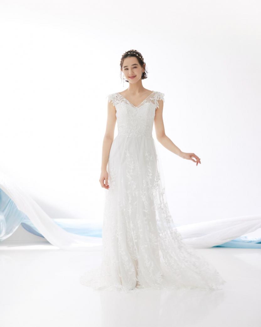 ザ・ギノザ・リゾート 美らの教会/アールイズ・ウエディング ドレス・衣装