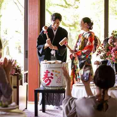大阪城西の丸庭園 大阪迎賓館 広大な庭園をバックに様々な演出が叶う