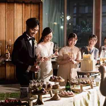 ゲストと距離が縮まるデザートビュッフェ