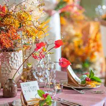 アールベルアンジェ奈良 バンケットテーマの自然に合わせたテーブルコーディネートで統一感を!