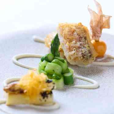 アイネスヴィラノッツェ オーシャンポートサイド 素材の組み合わせによりハーモニーに深みが増す