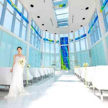 ラ・メゾン Suite りんくう ガラスキューブのチャペル