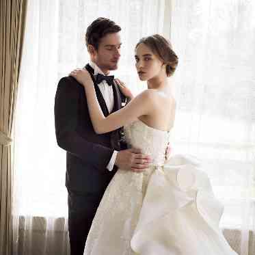 インフィニート 名古屋<エルフラットグループ> ウエディングドレスもタキシードも…沢山のラインナップをご用意