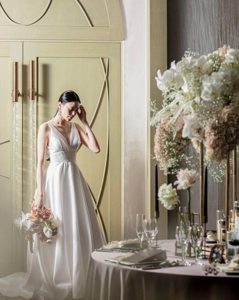 インフィニート 名古屋<エルフラットグループ> ドレス・衣装