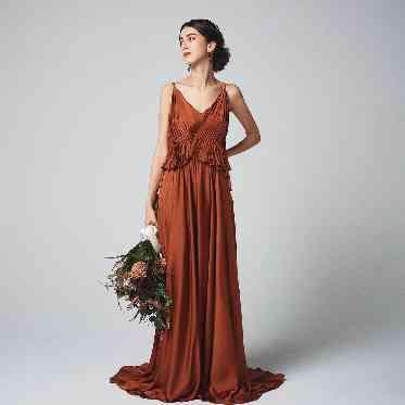 インフィニート 名古屋<エルフラットグループ> カラードレス