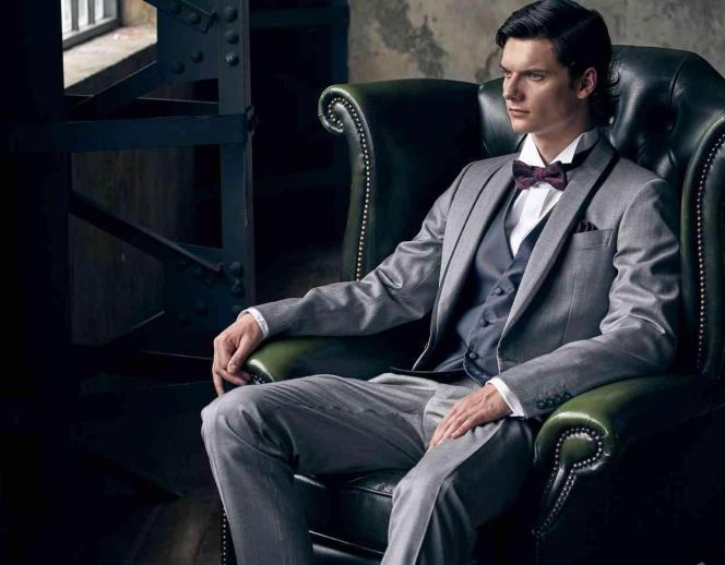 インフィニート 名古屋<エルフラットグループ> ドレス・衣装