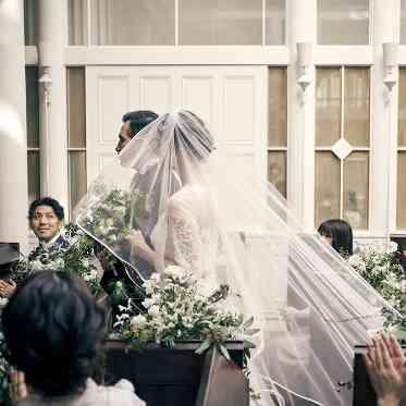 ラ・バンク・ド・ロア(横浜市指定有形文化財) 想い出を胸に刻むバージンロード