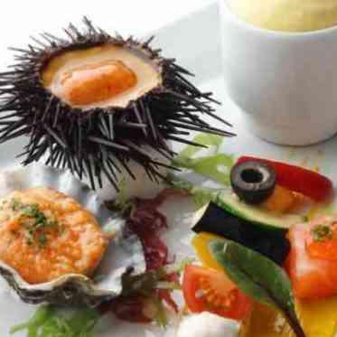 Fish Bank TOKYO (フィッシュバンクトーキョー) 人気のスペシャリテ「雲丹のフラン」はブライダルフェアで試食できる