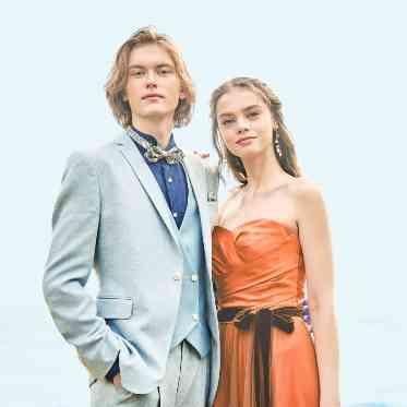 ラニレア チャペル / ワタベウェディング リゾートウェディングのための理想的な衣裳