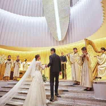 ノートルダム横浜みなとみらい/FIVESTAR WEDDING ハープやフルートなどの生演奏&聖歌隊