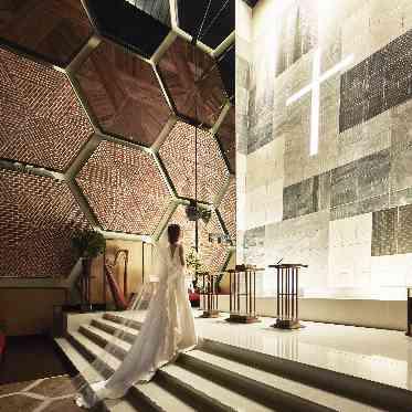 ノートルダム横浜みなとみらい/FIVESTAR WEDDING 圧巻のデザイン空間