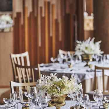 木の温もりを感じられる会場