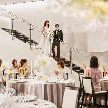 Socia21(ソシア21) 大階段からのドラマチックな入場にゲストも心に残るウェディングを