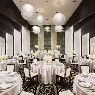 装飾によってシックにもナチュラルにも!