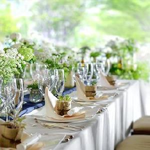 Socia21(ソシア21) 光溢れるレストランにはナチュラルコーディネート♪