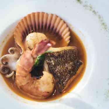 指帆亭 Shihantei Pine Tree Resort 目の前に広がる相模湾で獲れる新鮮な海の幸が魅力