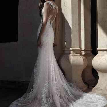 LAZOR GARDEN NAGOYA(ラソール ガーデン 名古屋) ウエディングドレス