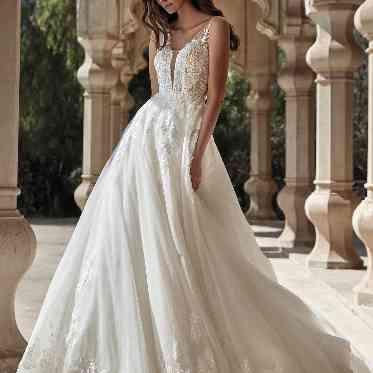 LAZOR GARDEN NAGOYA(ラソール ガーデン 名古屋) ウエディングドレス