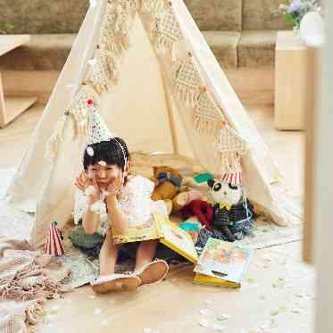 おもちゃや絵本を用意し、お子様が飽きないような工夫を