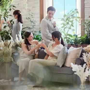 ラグナヴェール スカイテラス/エスクリウェディング 寛ぎながらゲスト同士の会話も弾む