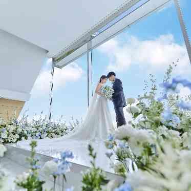 THE SURF OCEAN TERRACE(ザ サーフ オーシャン テラス) 海だけでなく青空も広がる解放感