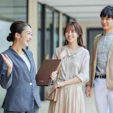 THE SURF OCEAN TERRACE(ザ サーフ オーシャン テラス) お打ち合わせから挙式当日まで、 おふたりに常に寄り添いお手伝いをさせて頂きます