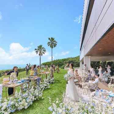 THE SURF OCEAN TERRACE(ザ サーフ オーシャン テラス) 海風と緑に包まれるガーデンパーティー