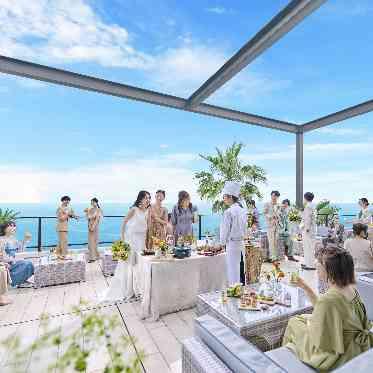 THE SURF OCEAN TERRACE(ザ サーフ オーシャン テラス) テラスで潮風や波の音を感じていただきながらのデザートビュッフェも♪