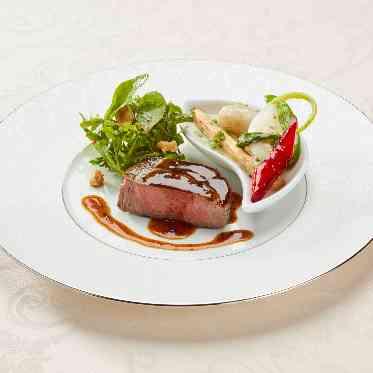 アヴァンセ リアン 大阪 【洋】和牛フィレ肉のグリエトリュフソース