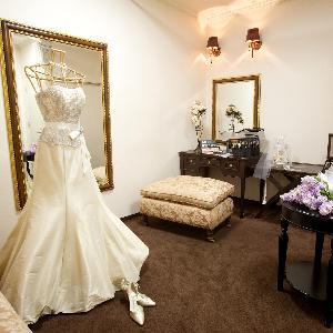 OSAKA St.BATH CHURCH(大阪セントバース教会) 6F 新郎新婦控室