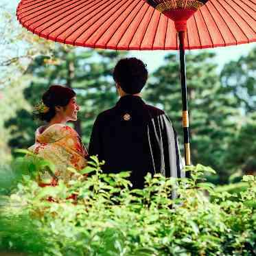 OSAKA St.BATH CHURCH(大阪セントバース教会) 和装だからこそ映える緑の季節。