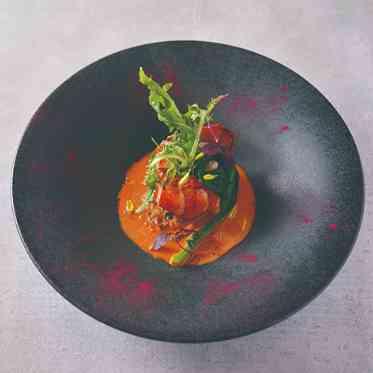 THE LANDMARK SQUARE OSAKA (ザ ランドマークスクエア オオサカ) *