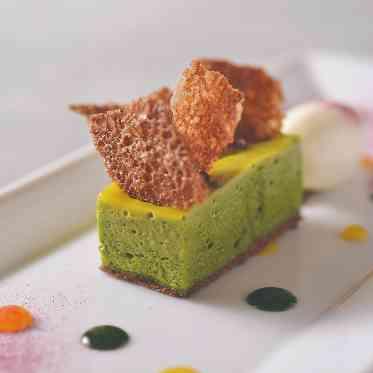 THE LANDMARK SQUARE OSAKA (ザ ランドマークスクエア オオサカ) *