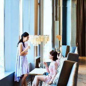 グラン ブリエ 東京(GRAND BRILLER TOKYO) 開放的な景色を楽しめるソファ席