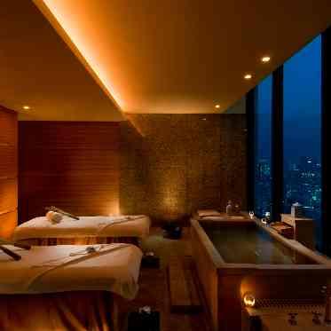 コンラッド東京 29Fの水月スパでは新郎新婦に30%OFFのスペシャルオファー