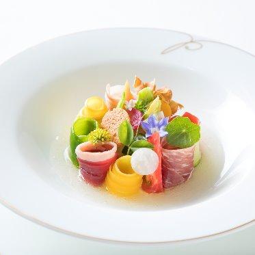 ザ・ペニンシュラ東京 厳選された食材で繊細なお料理を。