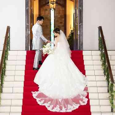 The Palm Garden(ザ・パームガーデン)<エルフラットグループ> チャペル前の大階段は写真映え◎