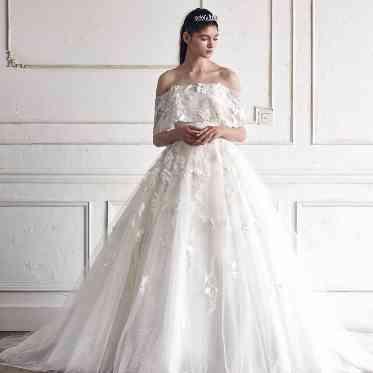 The Palm Garden(ザ・パームガーデン)<エルフラットグループ> ウエディングドレス