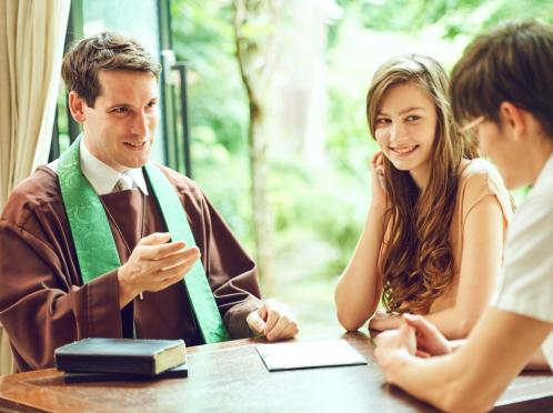 南青山サンタキアラ教会/エスクリウェディング 挙式会場