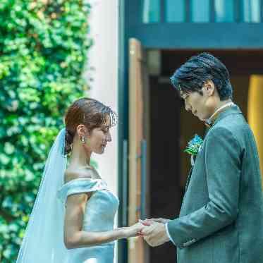 南青山サンタキアラ教会/エスクリウェディング 都会の喧騒を忘れる、非日常のナチュラルステージ