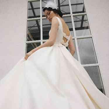 南青山サンタキアラ教会 オリジナルドレスショップ【PRIMACARA】新作ドレス