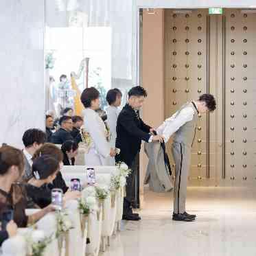 ジャケットセレモニーは親御様にとっても感慨深い特別な時間。