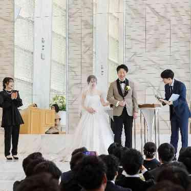 宗教色のないチャペルだからこそ人前式もおすすめ!アットホームな挙式をご希望の方◎